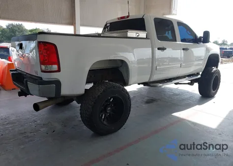 2008 GMC Sierra 2500Hd Sle2 z USA, uszkodzony, nr VIN 1GTHC23658F152144